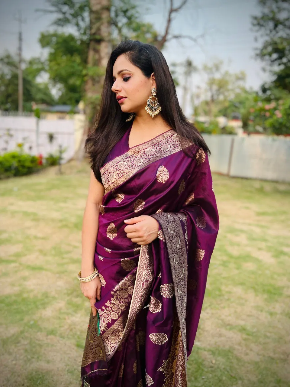 Surpassing Wine Soft Silk Saree With Outstanding Blouse Piece